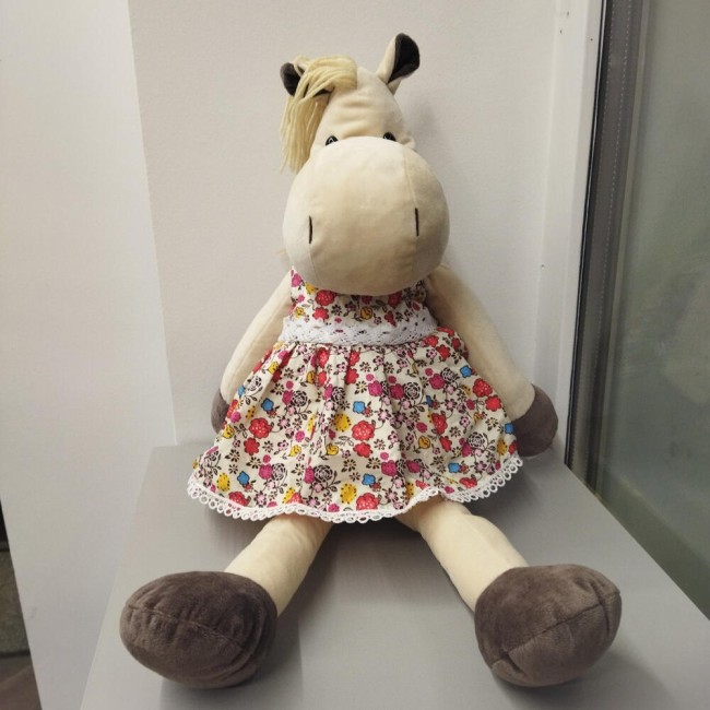 Игрушка с конфетами "лошадка девочка"